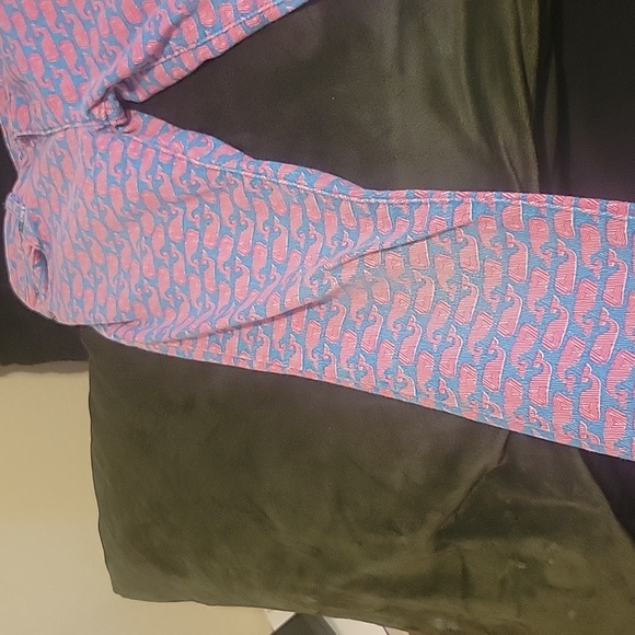 Vineyard Vines pants. - Picture 8 of 8